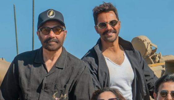 Varun Dhawan gushes over working with Sunny Deol in 'Border 2'