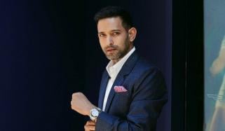 '12th Fail' star Vikrant Massey win big during 2025 Filmfare OTT 	Awards