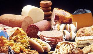 Reducing saturated fat linked to fewer heart attacks, study finds 