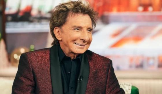 Barry Manilow announces painful chronic illness in heartbreaking statement