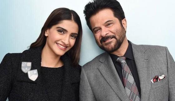 Sonam Kapoor pens touching birthday note for her 'forever inspiration' dad 