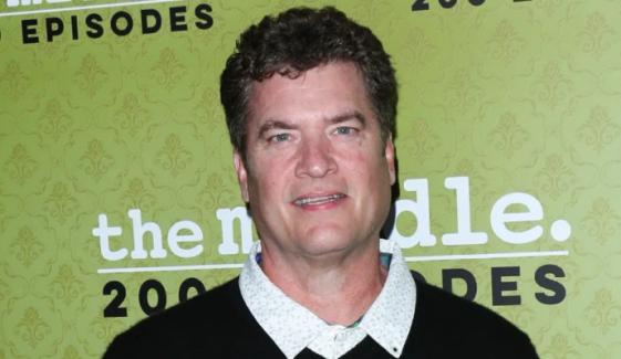 Pat Finn, 'The Middle', 'Friends' actor dies at 60 after cancer battle