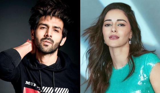 Kartik Aaryan drops heartwarming Christmas snaps with ex-Ananya Panday