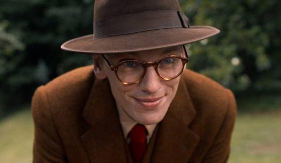 ‘Stranger Things’ star Jamie Campbell cracks fans up with hilarious Vecna tweet