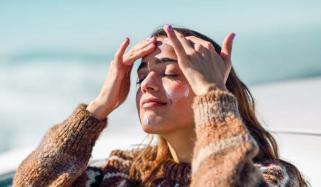 6 essential tips to protect your skin during winter season 