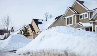Blizzard hits Minnesota: Heavy snow accompanied by strong winds loom