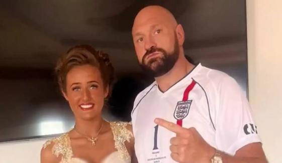 Tyson Fury's daughter Venezuela, 16, announces wedding plans