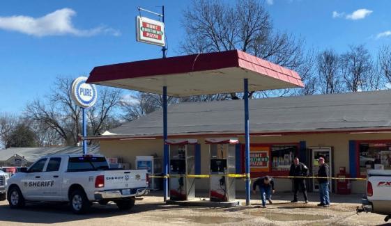 Six killed in Mississippi shootings, suspect in custody