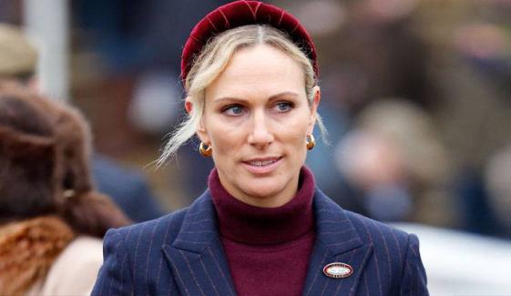 Zara Tindall steals show with unforgettable ride at Magic Millions Carnival