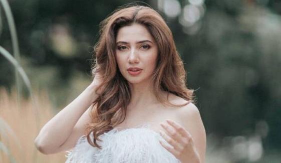 Mahira Khan shares emotional birthday wish for darling best friend