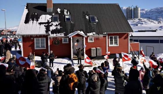 Russia mocks EU outcry over Trump’s Greenland tariffs: ‘Don’t provoke your daddy’