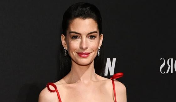 Anne Hathaway terms her 2016 as wholesome and latex