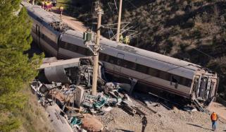 Deadly train crash in Spain linked to fractured rail section, reports say