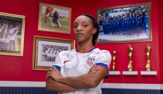 Crystal Dunn announces retirement from soccer after remarkable career