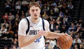 Teen Cooper Flagg set new NBA record in Mavericks vs Hornets clash