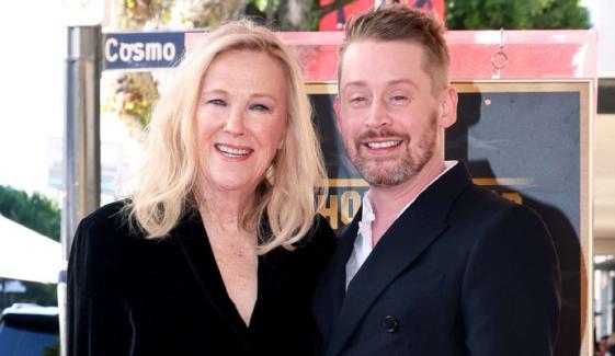 Macaulay Culkin gets emotional honoring 'Home Alone' ‘mama’ Catherine O’Hara