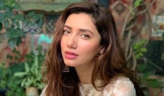 Mahira Khan pours heart out for loved one: 'Your magic goes beyond'