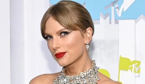Taylor Swift makes surprising move after ditching Grammys 2026
