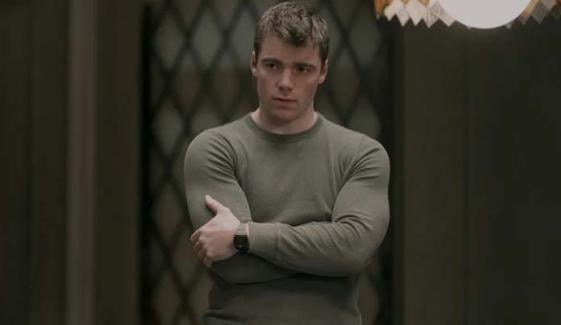 Why did Netflix artist Gabriel Basso delete Instagram over Everest photo?