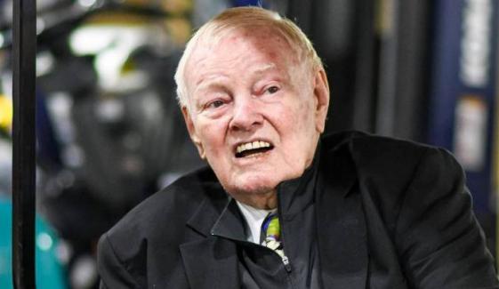 Sonny Jurgensen, Hall of Fame quarterback dies at 91