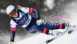 Lindsey Vonn finishes strong training run despite recent knee injury