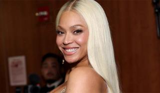 Beyoncé debuts new hair transformation with body-hugging ensemble 