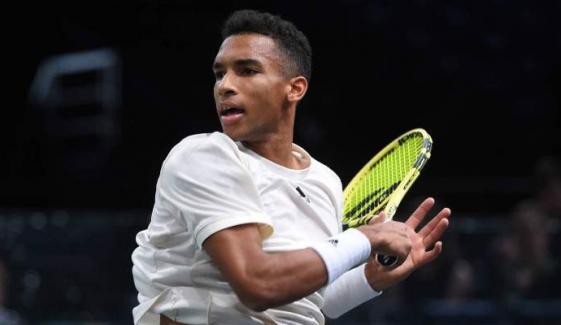 Felix Auger-Aliassime faces Zhizhen Zhang in Dubai first round today