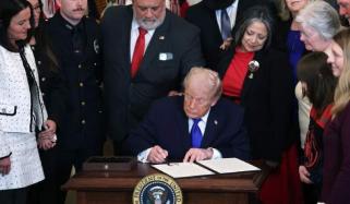 Angel families receive Trump’s honor at White House ceremony