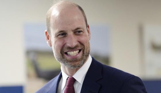 Prince William juggles bakery order, kitchen duty during Cornwall visit