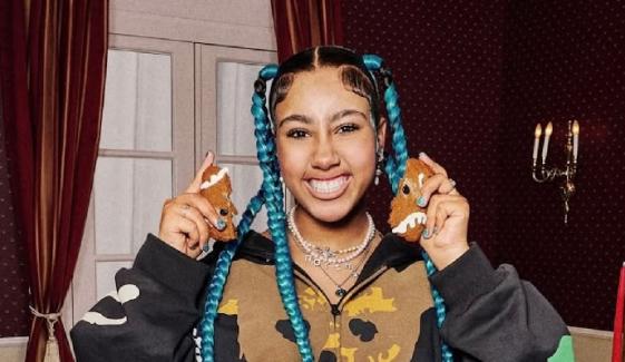 North West shocks internet as she debuts yet another bizarre fashion choice