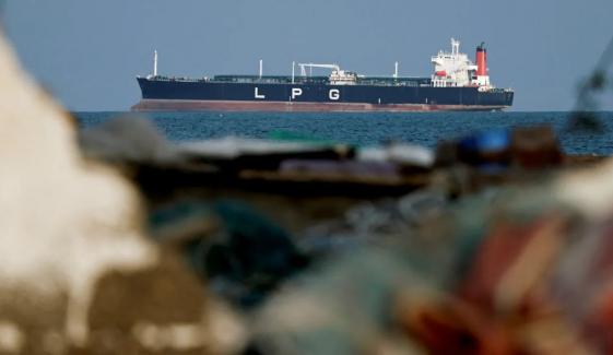 US to allow Iranian oil tankers through Hormuz to prevent global energy shock