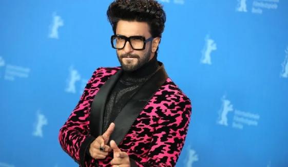 Ranveer Singh celebrates 'Dhurandhar 2' epic debut with iconic 'Fa9la' dance