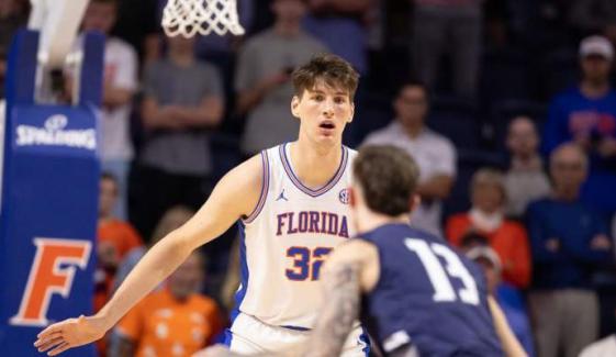Olivier Rioux’s towering height makes waves at Florida’s March Madness win