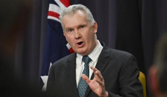 Iranian nationals with tourist visas banned in Australia for six months