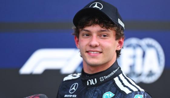 Kimi Antonelli makes F1 history, becomes youngest title leader after Japanese GP win