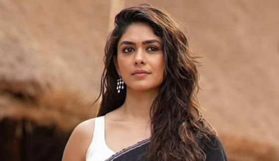 Mrunal Thakur arrested amid new film promotion: Watch