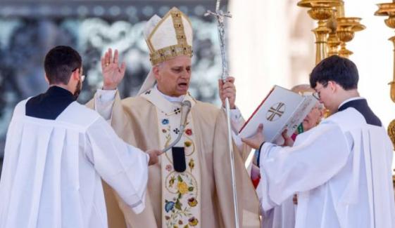 Pope Leo’s Easter message urges global leaders to choose peace over conflict
