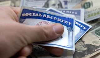 Social Security Scam Alert 2026: Why retirees must delete this new email?