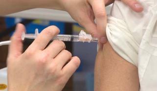 Flu shot cuts kids’ illness by up to 60%, study finds