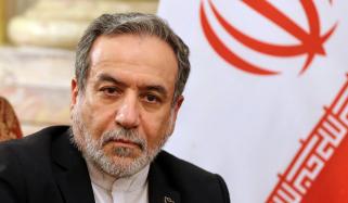 Araghchi warns US must choose between ceasefire and support for Israel