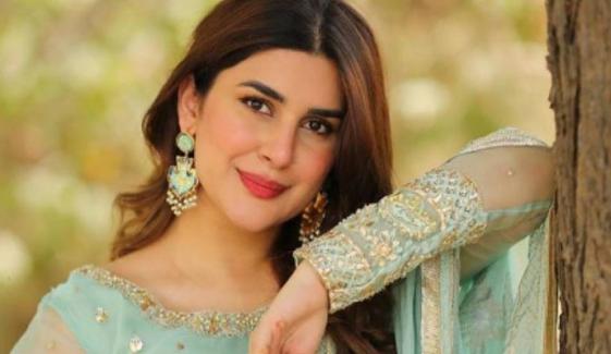 Kubra Khan receives praises for ‘Doctor Bahu’ amid pregnancy buzz