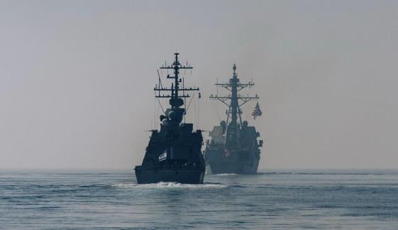 US warships enter Strait of Hormuz for first time since Iran war began