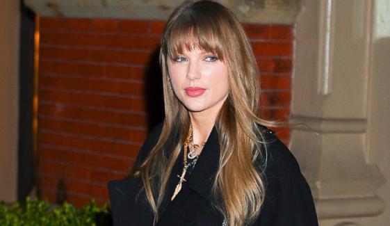 Taylor Swift sweeps 2026 American Music Awards nominations with 8 nods 