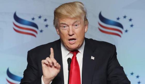 Trump threatens renewed strikes on Iran as IRGC shuts Strait of Hormuz again