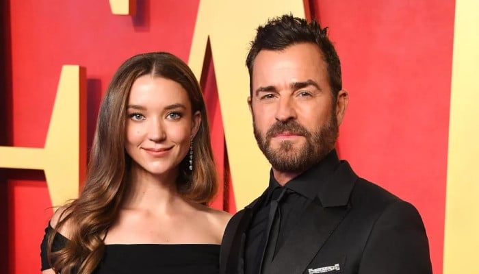 Justin Theroux, Nicole Brydon Bloom welcome baby boy, share sweet first snaps