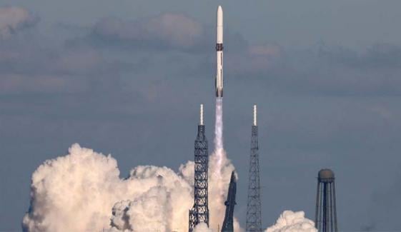 Blue Origin successfully reuses New Glenn booster in Florida launch