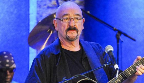 Dave Mason passes away at 79: Cause of death, career highlights, and net worth