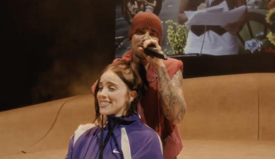 Billie Eilish celebrates her Justin Bieber fangirl era with fun throwback dump