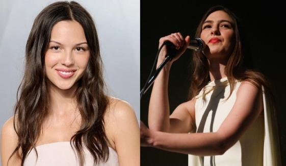 Olivia Rodrigo performs new 'heartbreaking' track with Weyes Blood at no-phone show