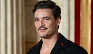 Pedro Pascal tears up during emotional confession at 'Mandalorian' Mexico event